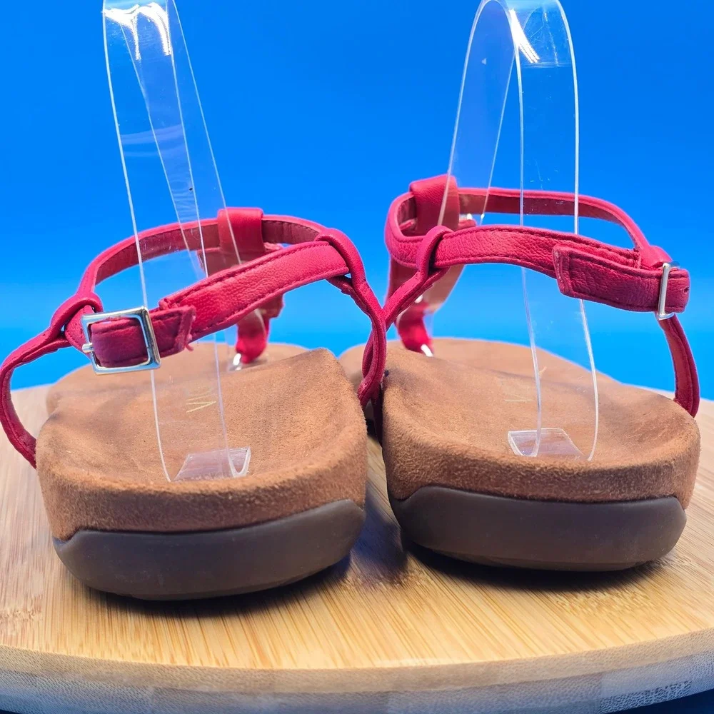 Vionic Nala Red‎ Leather Studded T-Strap Sandals Orthotic Support Womens 10